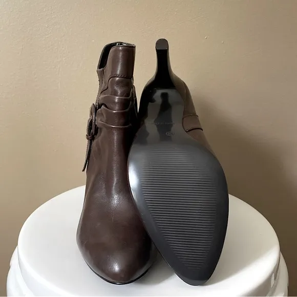 STYLE &amp; CO BROWN LEATHER CROSBY SCRUNCH BUCKLE ANKLE BOOTS Brown 9.5