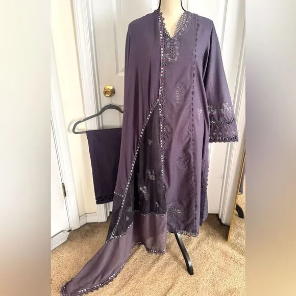 SUFFUSE BY SANA YASIR PAKISTANI LUXURY AUTHENTIC DESIGNER EMBROIDERED DRESS