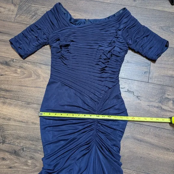 Tadashi Shoji Asymmetrical Ruched Navy Blue Maxi Dress Size‎ Small