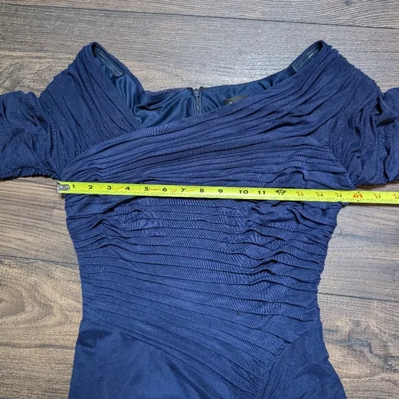 Tadashi Shoji Asymmetrical Ruched Navy Blue Maxi Dress Size‎ Small