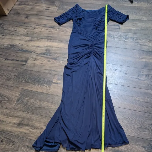 Tadashi Shoji Asymmetrical Ruched Navy Blue Maxi Dress Size‎ Small