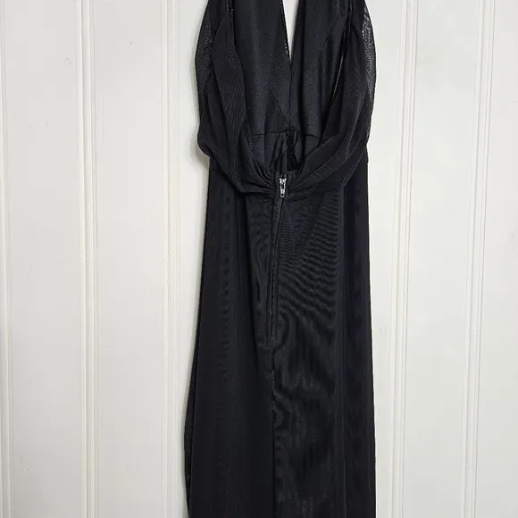 Tadashi Shoji Maxi Dress Womens Size L Black Halter Neck Open Back Front Ruched