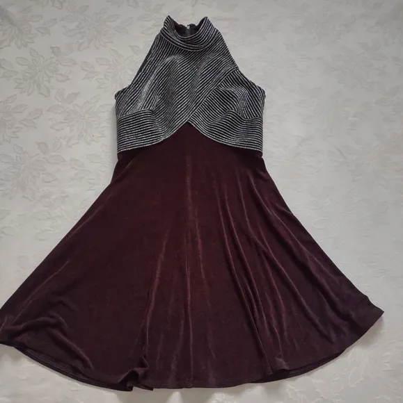 Tadashi vintage halter high neck lurex top flare skirt cocktail dress