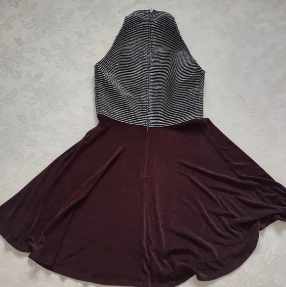 Tadashi vintage halter high neck lurex top flare skirt cocktail dress