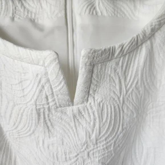 Talbots Dress Womens 16 White Jacquard Sheath Sleeveless Knee Length