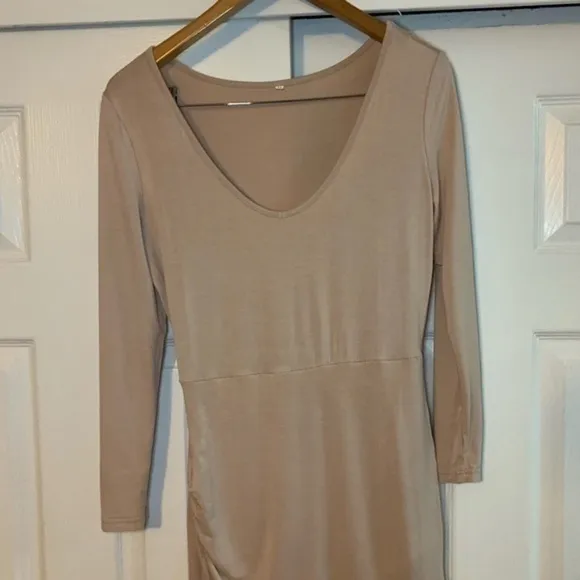 Tan Front Slit Stretch Midi Dress Size Medium