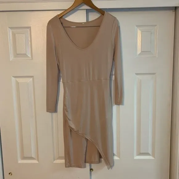 Tan Front Slit Stretch Midi Dress Size Medium