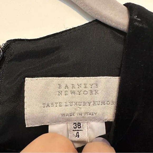 Taste Luxury Humor - BARNEYS New York - Black Velvet A-line Midi Dress