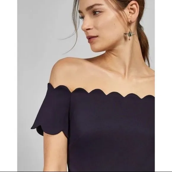 🍒TED BAKER🍒 MINIMALIST NAVY FIT &amp; FLARE DRESS