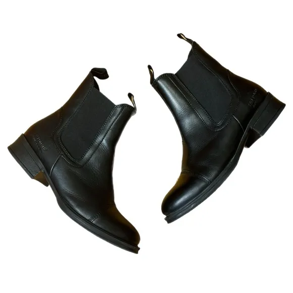 Ten Points Pandora Ankle Boots