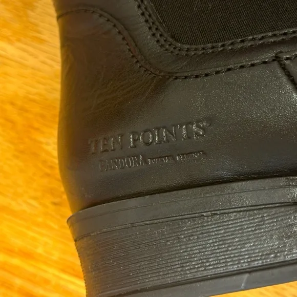 Ten Points Pandora Ankle Boots