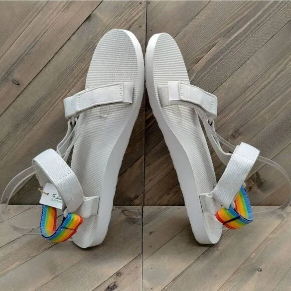 Teva Original Universal Pride x Polaroid Sandals Mens‎ Size  12 Ice Grey Outdoor