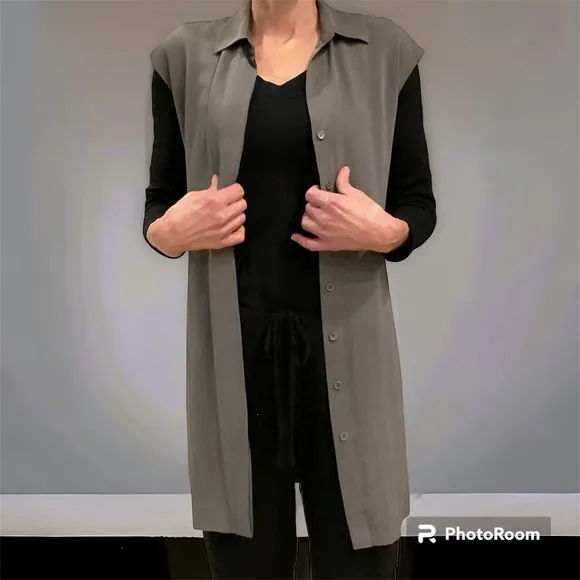 Theory Grey Silk Sleeveless Dress / Blouse, Button Front, Lined, Size 0, Luxury!