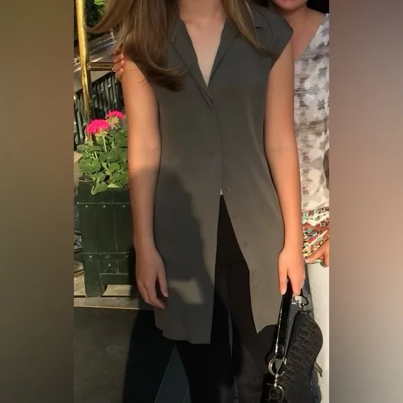 Theory Grey Silk Sleeveless Dress / Blouse, Button Front, Lined, Size 0, Luxury!