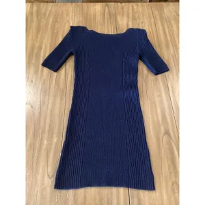Theory Navy Knit ribbed wool short sleeve preppy minimalist mini dress Small