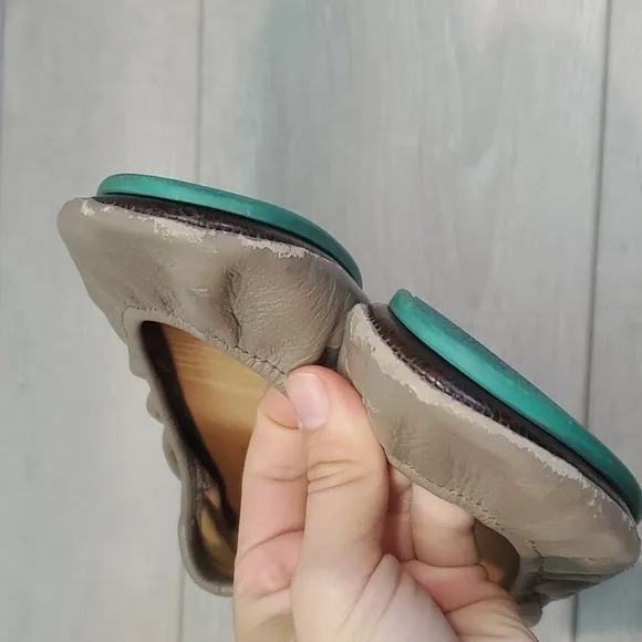 Tieks by Gavriell Womens Taupe Natural Leather Ballet Flat shoes sz 7