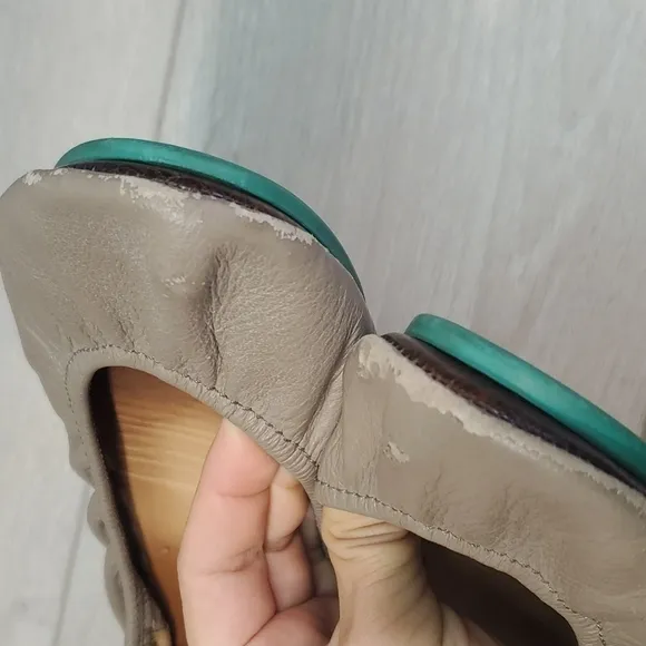 Tieks by Gavriell Womens Taupe Natural Leather Ballet Flat shoes sz 7