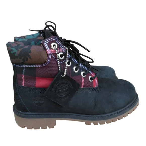 Timberland Size 2 Youth 6&quot; Heritage Waterproof Black Camo Plaid Boots