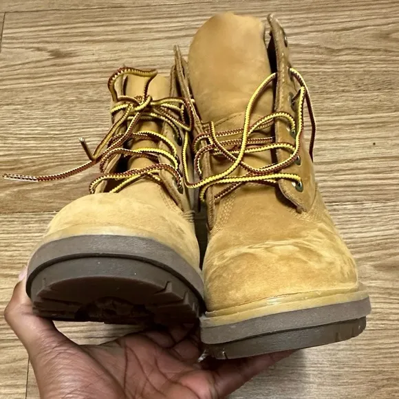 Timberland tan ankle boots