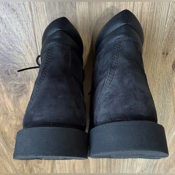 Timberland Women's Black Linden Woods 6-Inch Waterproof Boot Size 6.5 EUC