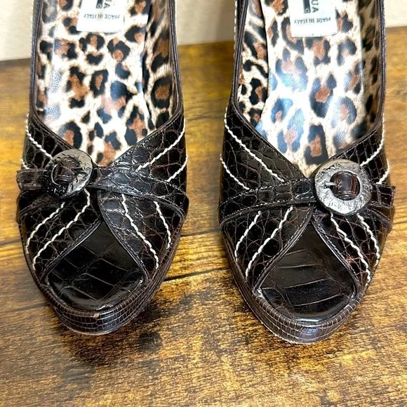 Titti Dell'Acqua Genuine Alligator Peep Toe Platform Heels, Size 8.5
