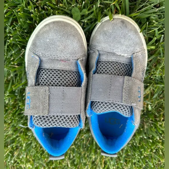 Toddler Boy Kids Sneakers, Shoes, flip flops fits size 8-10T. Set of 13 pairs.