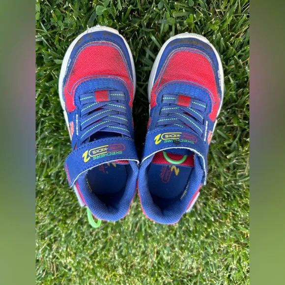 Toddler Boy Kids Sneakers, Shoes, flip flops fits size 8-10T. Set of 13 pairs.