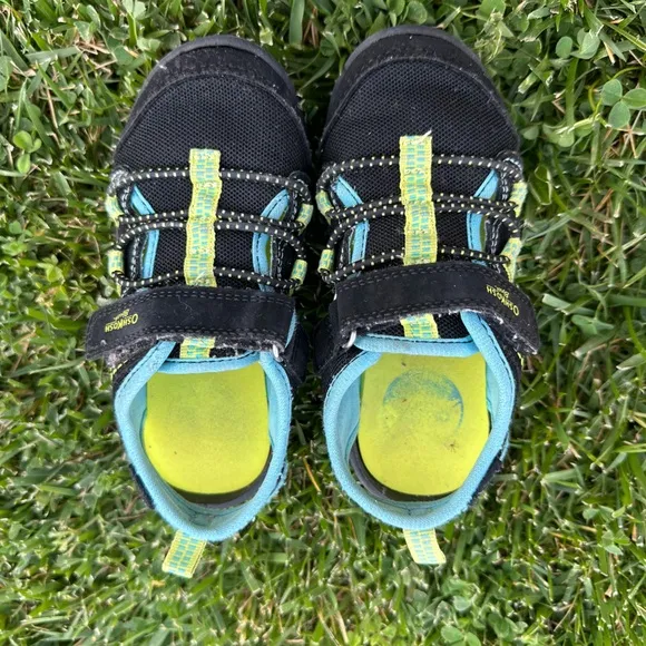 Toddler Boy Kids Sneakers, Shoes, flip flops fits size 8-10T. Set of 13 pairs.