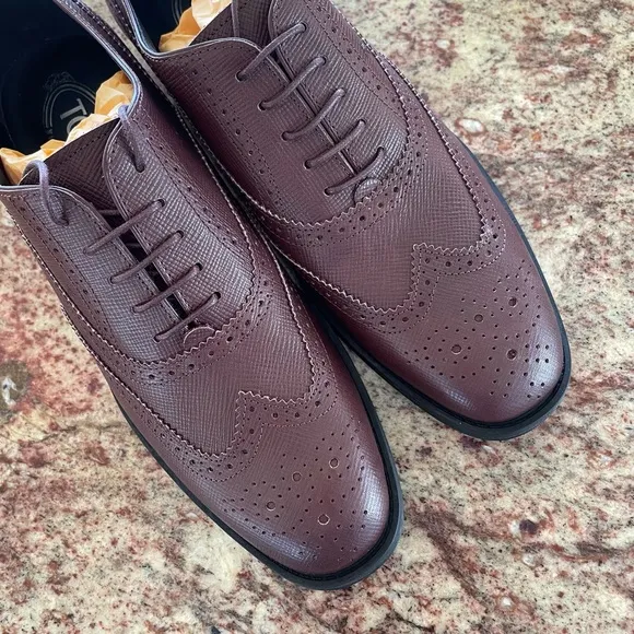 Tod’s NWT★NIB Lace Up Women’s Cordovan Wingtip Oxfords Handmade In Italy ★RARE★