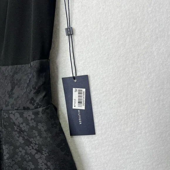 Tommy Hilfiger Essential Fit &amp;‎ Flare Dress Black size 4 Sleeveless Tank Floral