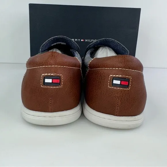TOMMY HILFIGER Mens Gray Linen Stretch Carlid Round Toe Slip On Sneakers