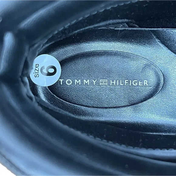 Tommy Hilfiger NEW Women's Melise Lug Sole Lace Up Faux Leather Combat Boots 6