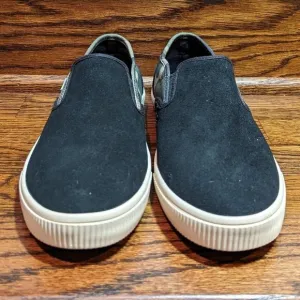 TOMS 10M baja black and camo shoes NWOT