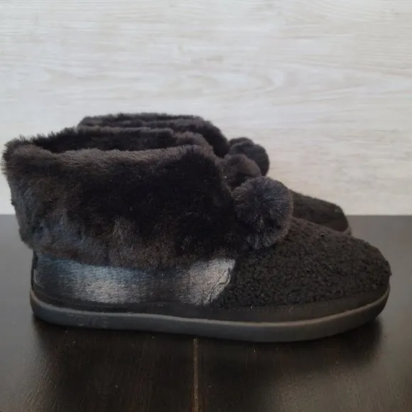 TOMS Celeste Faux Shearling Bootie Slippers