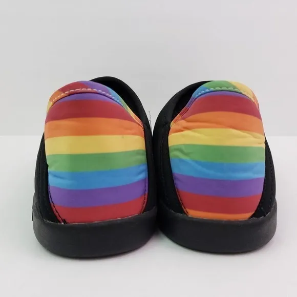 Toms Ezra Mens Size 9 Black Mat Rainbow Pride Slip On Faux Fur Inside Slippers