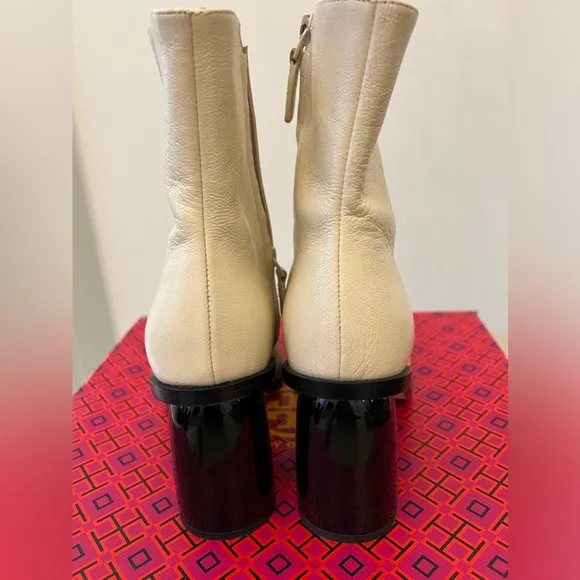 Tori Burch size 7 sculpted heel ankle boots leather style # 144301 new cream