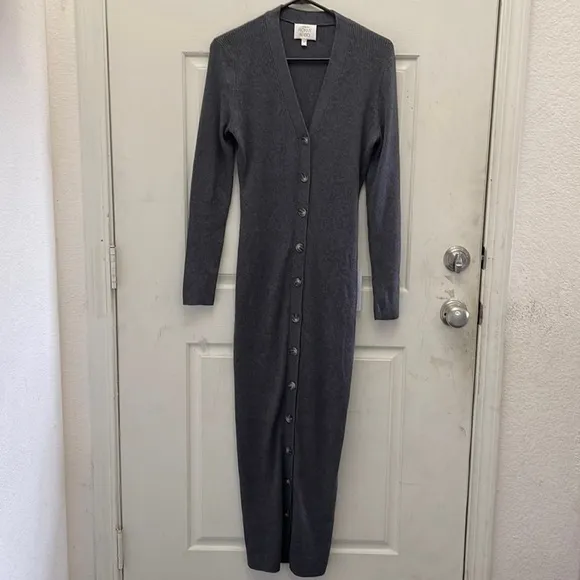 Torn by Ronny Kobo Sweater Dress Large Wool Blend Old Money Quiet Luxury New