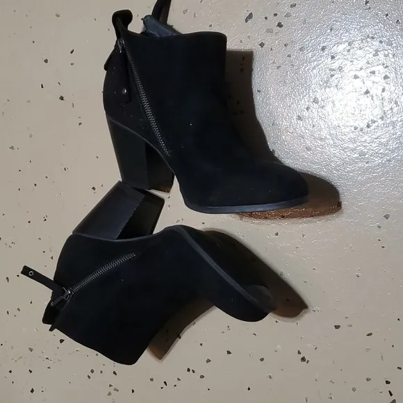Torrid Ankle boots Size 8.5 W