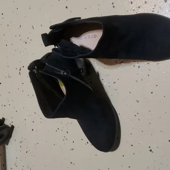 Torrid Ankle boots Size 8.5 W