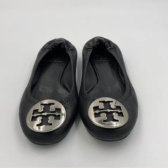 Tory Burch Reva Leather Ballet Flat Black Silver Toe Logo Accent Travel VGUC 5.5
