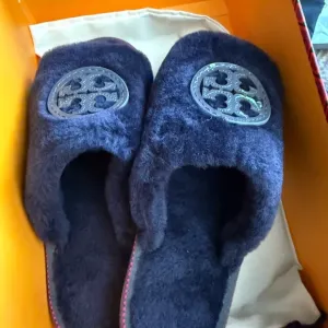 Tory Burch Shearling Slide