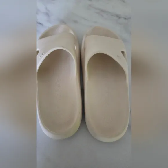 Tory Burch Shower Slide - Womens Size 8 Slides, Slippers, Slip On Sandals