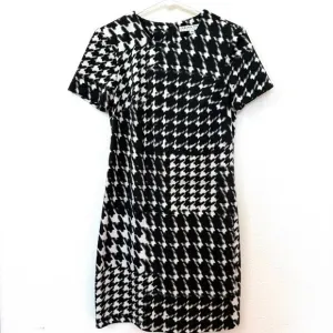 Trina Turk Houndstooth Print Knit Shift Dress Black White Short Sleeve S