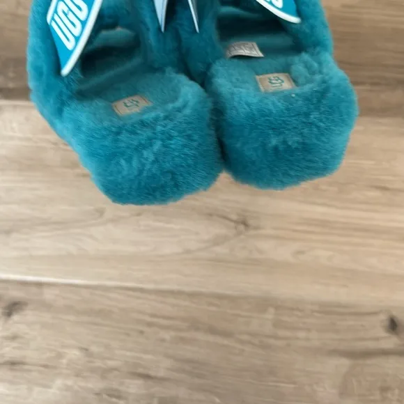 Ugg 8 Oh Yeah slide slippers Aquatic Blue