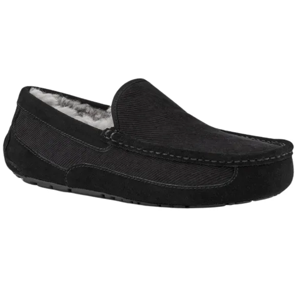 UGG Ascot Corduroy II Driver Men's Slip-On Shoes Size 10 Black
