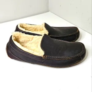UGG Ascot Leather Slippers Shearling Lined Rubber Soles Deep Brown Men's 12