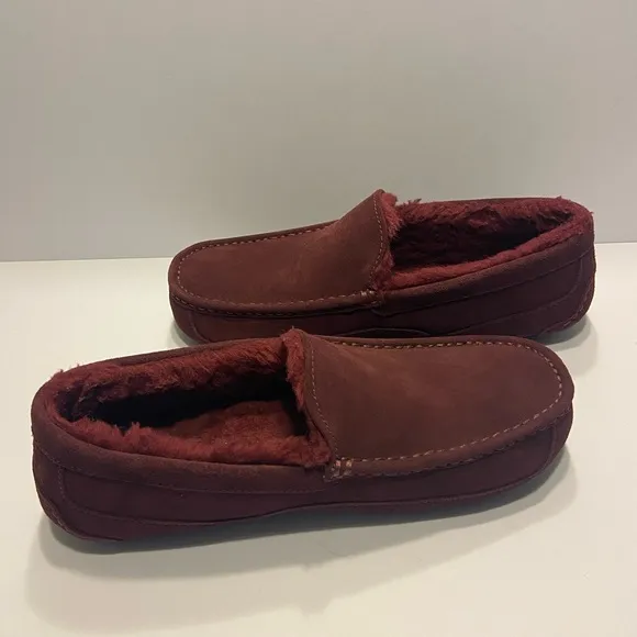 UGG Ascot Maroon Red Suede Fur Slippers Mens Size 12
