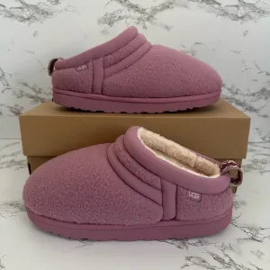 UGG Astro Ultra Fluff Puff Slip On Slide Sandals Slippers Size 6/ Women Size 7.5