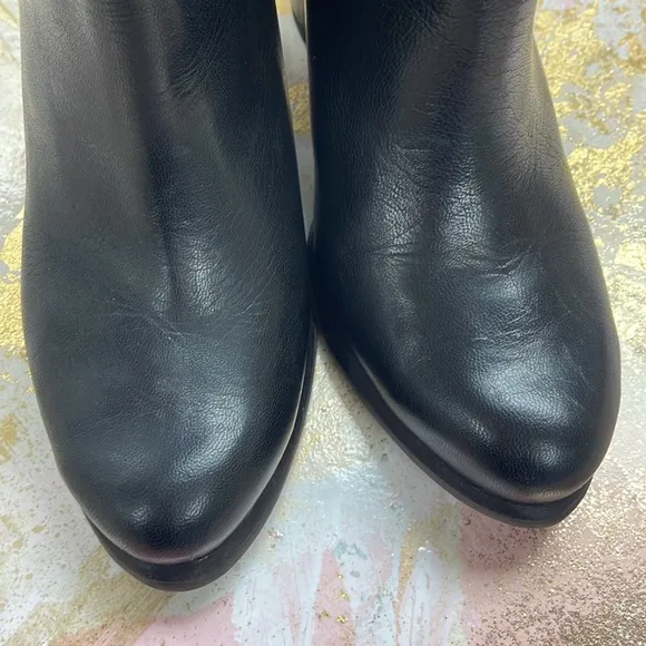 UGG Australia Jayne Black Stout boots 9.5