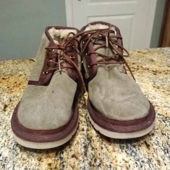 UGG Australia Neumel Mens Ankle Boots Taupe Suede Sheepskin 1095349 Size 6